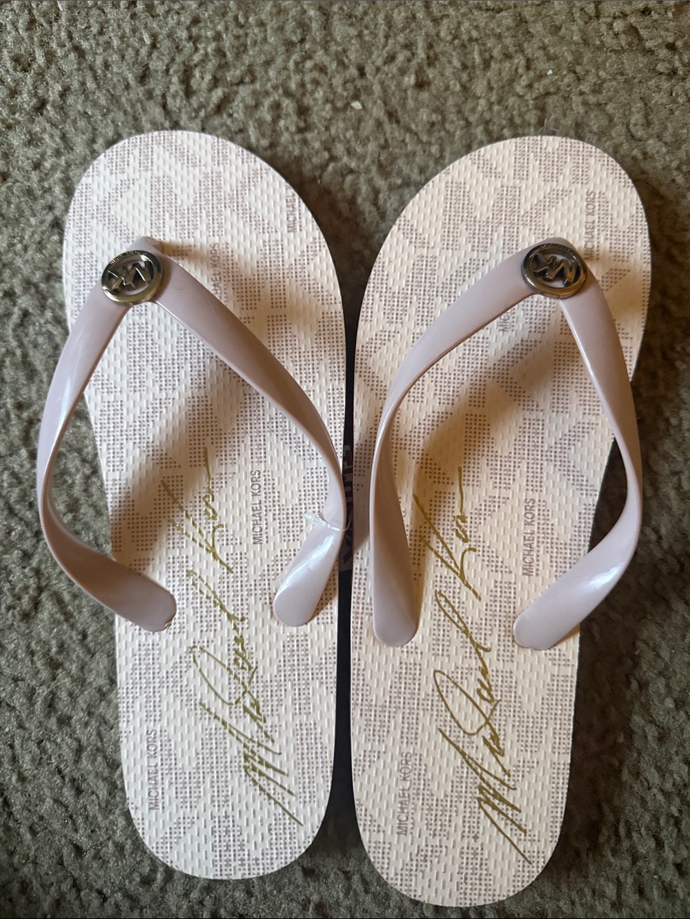 Women’s Michael Kors Light Pink MK Logo Thong Sandals size 9